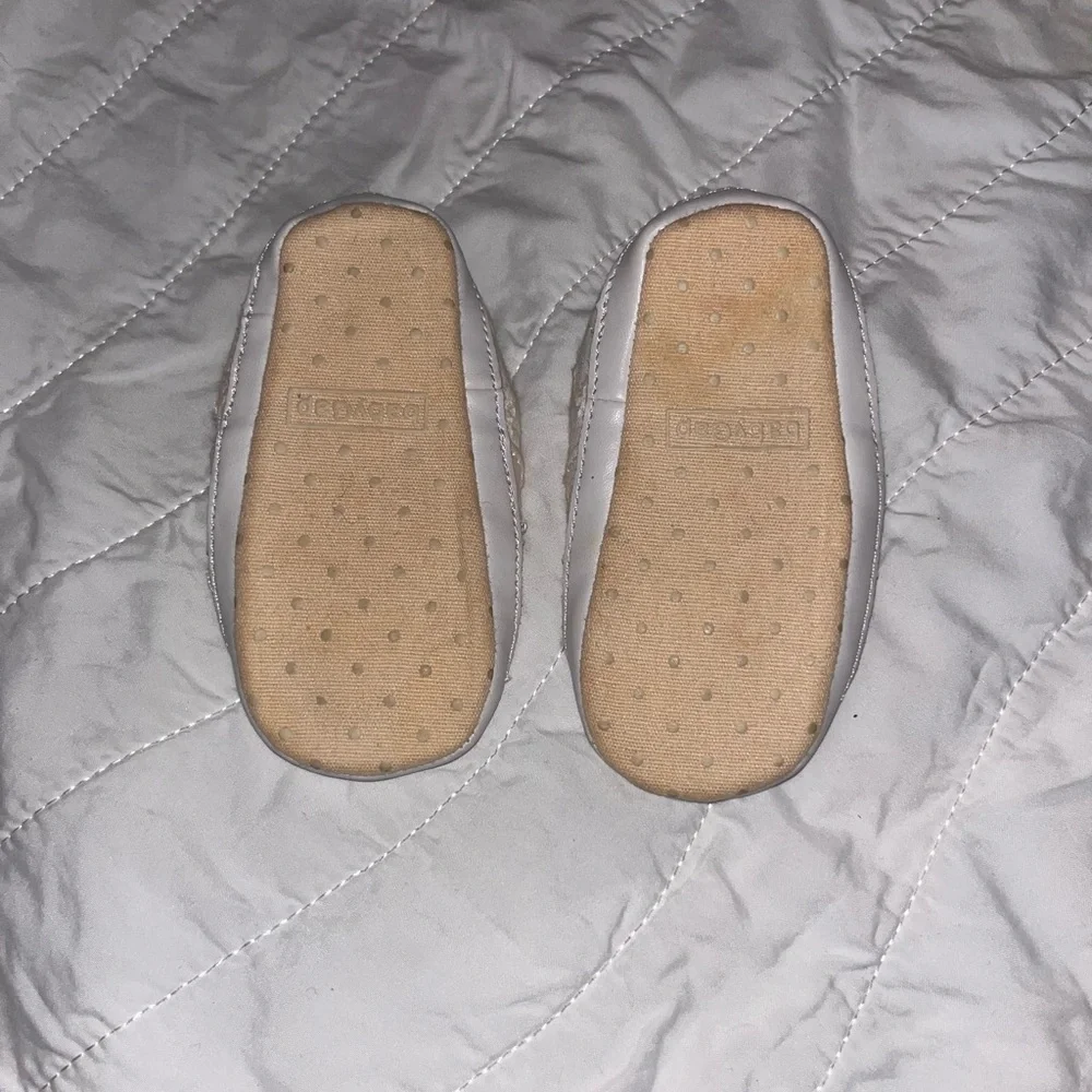 Gap shoes18-24 months
